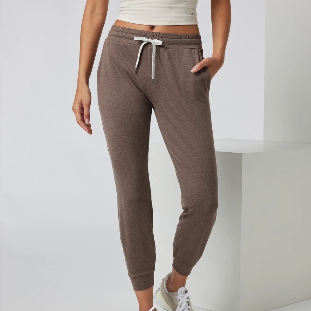 Vuori Women’s gold/tannish colored jogger and hoodie set! - Picture 2 of 7